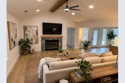 129 Oak Trail, Burleson, TX 76028 - Photo 9