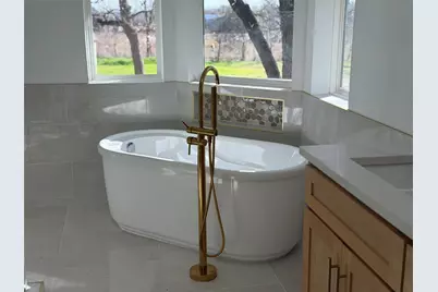 129 Oak Trail, Burleson, TX 76028 - Photo 19