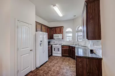 2805 Wicker Way, Denton, TX 76209 - Photo 9