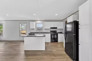 123 Kelly Ct, Azle, TX 76020 - Photo 9