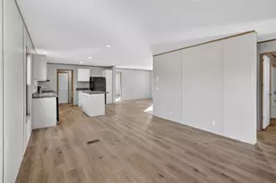 123 Kelly Ct, Azle, TX 76020 - Photo 11