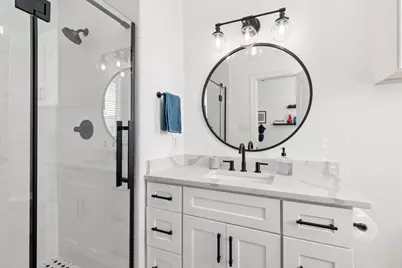 2100 N Fitzhugh Avenue #D, Dallas, TX 75204 - Photo 21