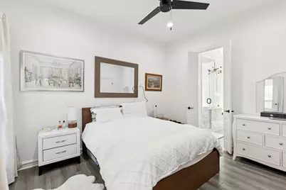 2100 N Fitzhugh Avenue #D, Dallas, TX 75204 - Photo 13