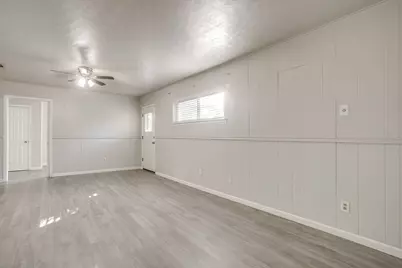 2305 Bonnie Brae Avenue, Fort Worth, TX 76111 - Photo 29