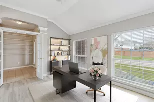 10804 Ashmont Ln, Fort Worth, TX 76244 - Photo 3