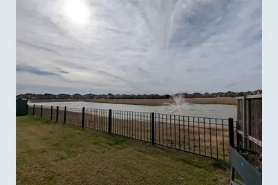 7147 Playa Norte Drive, Grand Prairie, TX 75054 - Photo 3