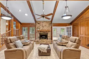 529 N Grand Ave, Waxahachie, TX 75165 - Photo 11