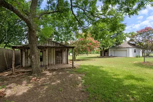 529 N Grand Ave, Waxahachie, TX 75165 - Photo 27