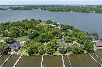 697 Enchanted Isles Drive, Mabank, TX 75156 - Photo 7