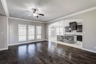 902 Star Grass Dr, Mansfield, TX 76063 - Photo 9