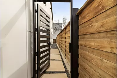 4402 Capitol Avenue, Dallas, TX 75204 - Photo 29