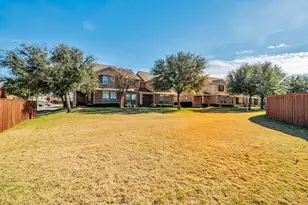 2717 Olympic Park Dr, Grand Prairie, TX 75050 - Photo 31