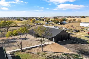 200 Corral Rd, Godley, TX 76044 - Photo 19