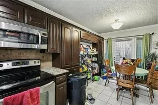 5706 Bramblewood Ct, Arlington, TX 76017 - Photo 9