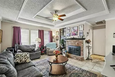 5706 Bramblewood Court, Arlington, TX 76017 - Photo 5