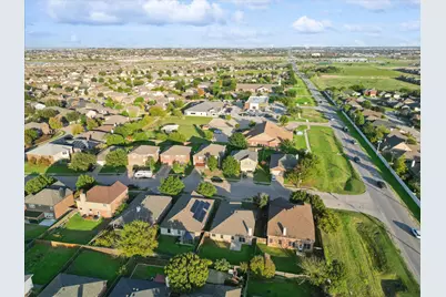 10705 Emerald Park Lane, Fort Worth, TX 76052 - Photo 31