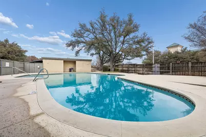 7506 W Northwest Highway #2, Dallas, TX 75225 - Photo 27