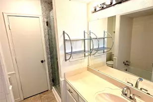 2018 Tree House Ln, Plano, TX 75023 - Photo 11