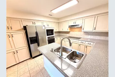 2018 Treehouse Lane, Plano, TX 75023 - Photo 7