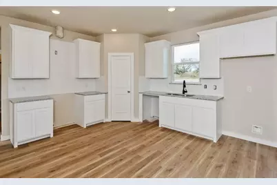 163 Cactus Canyon Drive, Bridgeport, TX 76426 - Photo 3