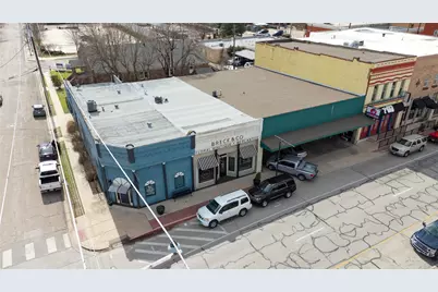 214 E Chambers Street, Cleburne, TX 76031 - Photo 1