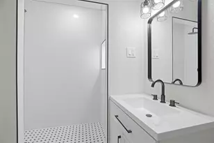 208 Shoreline Dr, Azle, TX 76020 - Photo 11