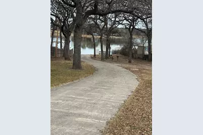 208 Shoreline Drive, Azle, TX 76020 - Photo 23