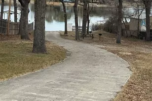 208 Shoreline Dr, Azle, TX 76020 - Photo 23