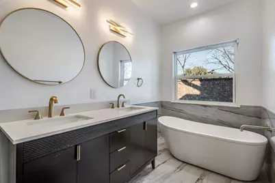 1800 Hyde Park Court, Flower Mound, TX 75028 - Photo 17