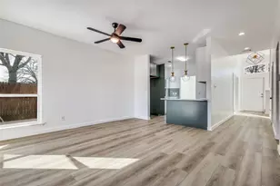 1800 Hyde Park Ct, Flower Mound, TX 75028 - Photo 9