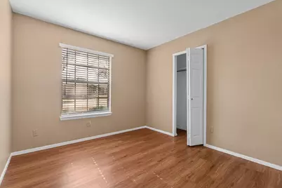 3807 Glengate Drive, Arlington, TX 76016 - Photo 7