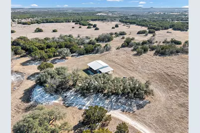 8489 Three Creek Court, Granbury, TX 76049 - Photo 33