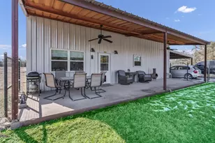 8489 Three Creek Ct, Granbury, TX 76049 - Photo 7