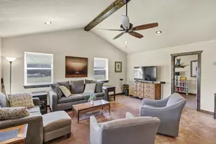 8489 Three Creek Ct, Granbury, TX 76049 - Photo 13