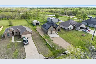 1279 County Road 319, Terrell, TX 75161 - Photo 5