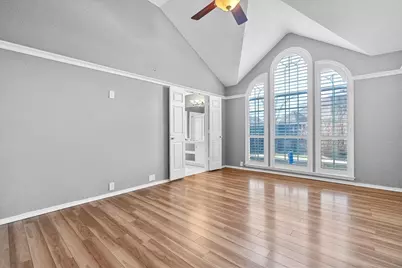 4425 Forsyth Lane, Grand Prairie, TX 75052 - Photo 11