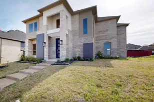 416 Newpark, DeSoto, TX 75115 - Photo 1