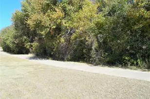 914 Heritage Pkwy S, Allen, TX 75002 - Photo 3