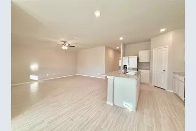 8437 Hollymead Lane, Fort Worth, TX 76131 - Photo 5