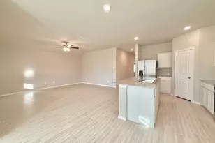 8437 Hollymead Ln, Fort Worth, TX 76131 - Photo 5