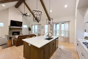 4683 Christie Ave, Caddo Mills, TX 75135 - Photo 5