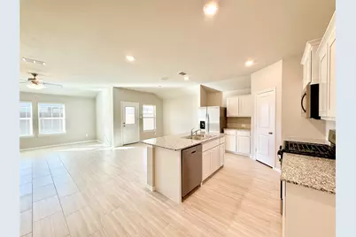 8449 Hollymead Lane, Fort Worth, TX 76131 - Photo 5