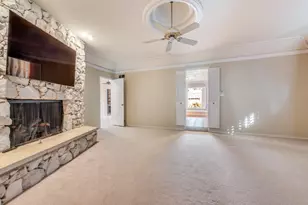 9141 Loma Vista Dr, Dallas, TX 75243 - Photo 13