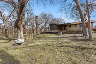 1206 Hillside Dr, Grand Prairie, TX 75051 - Photo 23