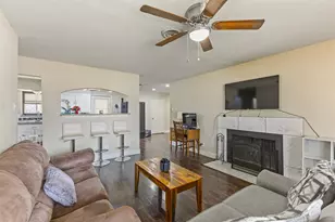 1206 Hillside Dr, Grand Prairie, TX 75051 - Photo 5