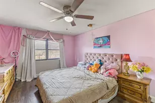 1206 Hillside Dr, Grand Prairie, TX 75051 - Photo 13