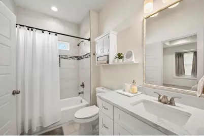 2815 E Overton Road, Dallas, TX 75216 - Photo 9