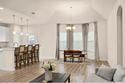 2815 E Overton Road, Dallas, TX 75216 - Photo 13