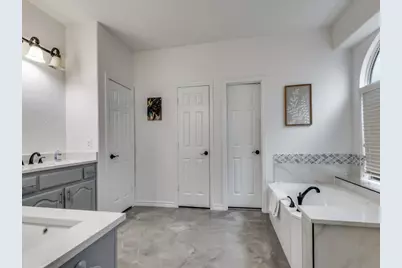 4719 Barn Owl Trail, Grand Prairie, TX 75052 - Photo 15