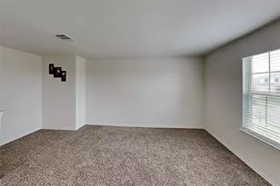 713 Glover Dr, Aubrey, TX 76227 - Photo 17